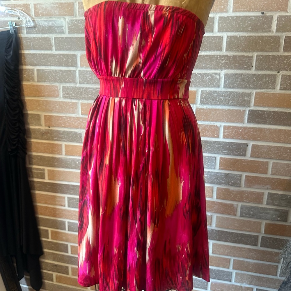 Dress - Picture 5 of 7